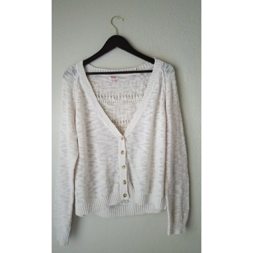 Knitted cardigan